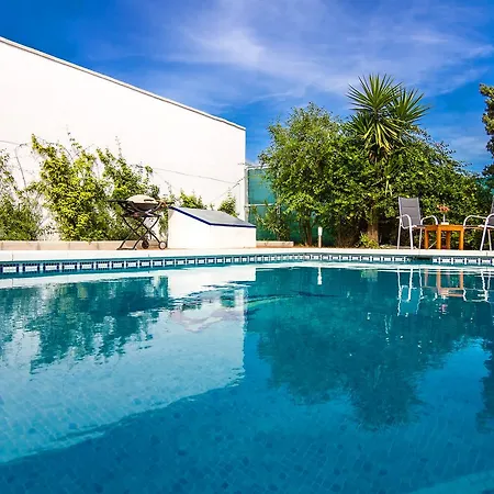 Mika Private Pool - Barbecue - Wifi Villa *