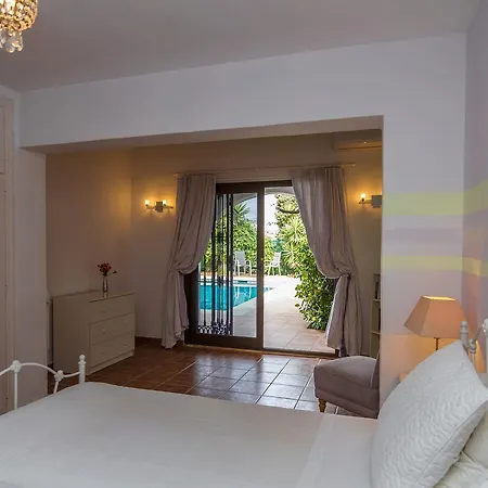 Mika Private Pool - Barbecue - Wifi Villa *